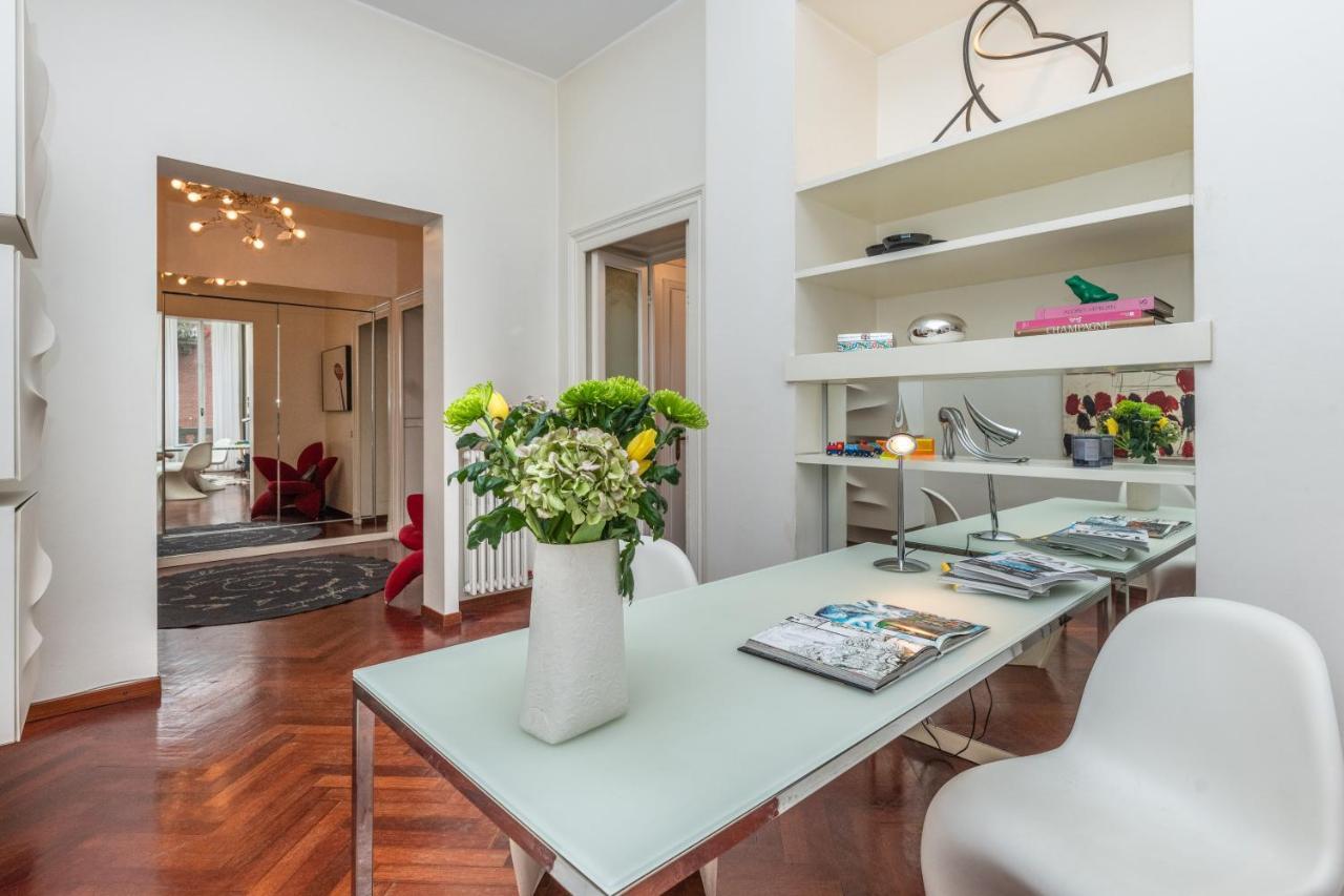 Very In Cadorna Station Area! Excellent If Arrive From Malpensa Airport Milán